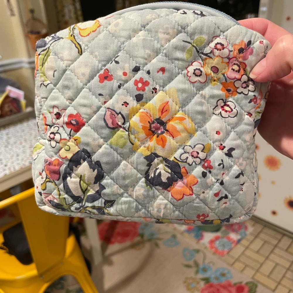 Vera Bradley Light Blue Quilted cosmetic bag..FLOATING GARDENS